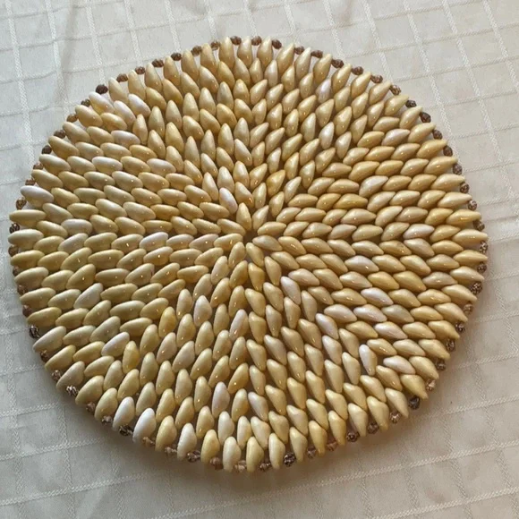 Cowrie Shell Trivets - Picture 2 of 6